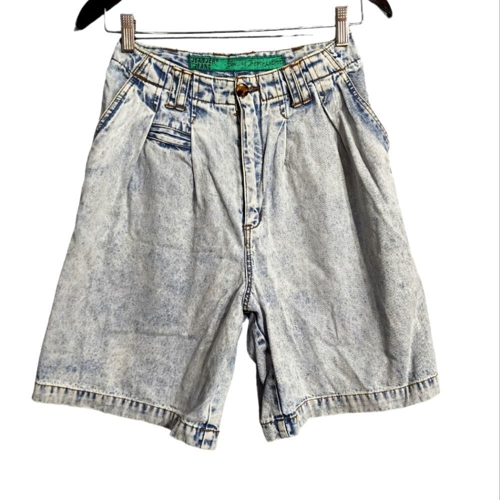 Vintage high waist acid washed denim mom jean shorts long pleated jorts 7/8